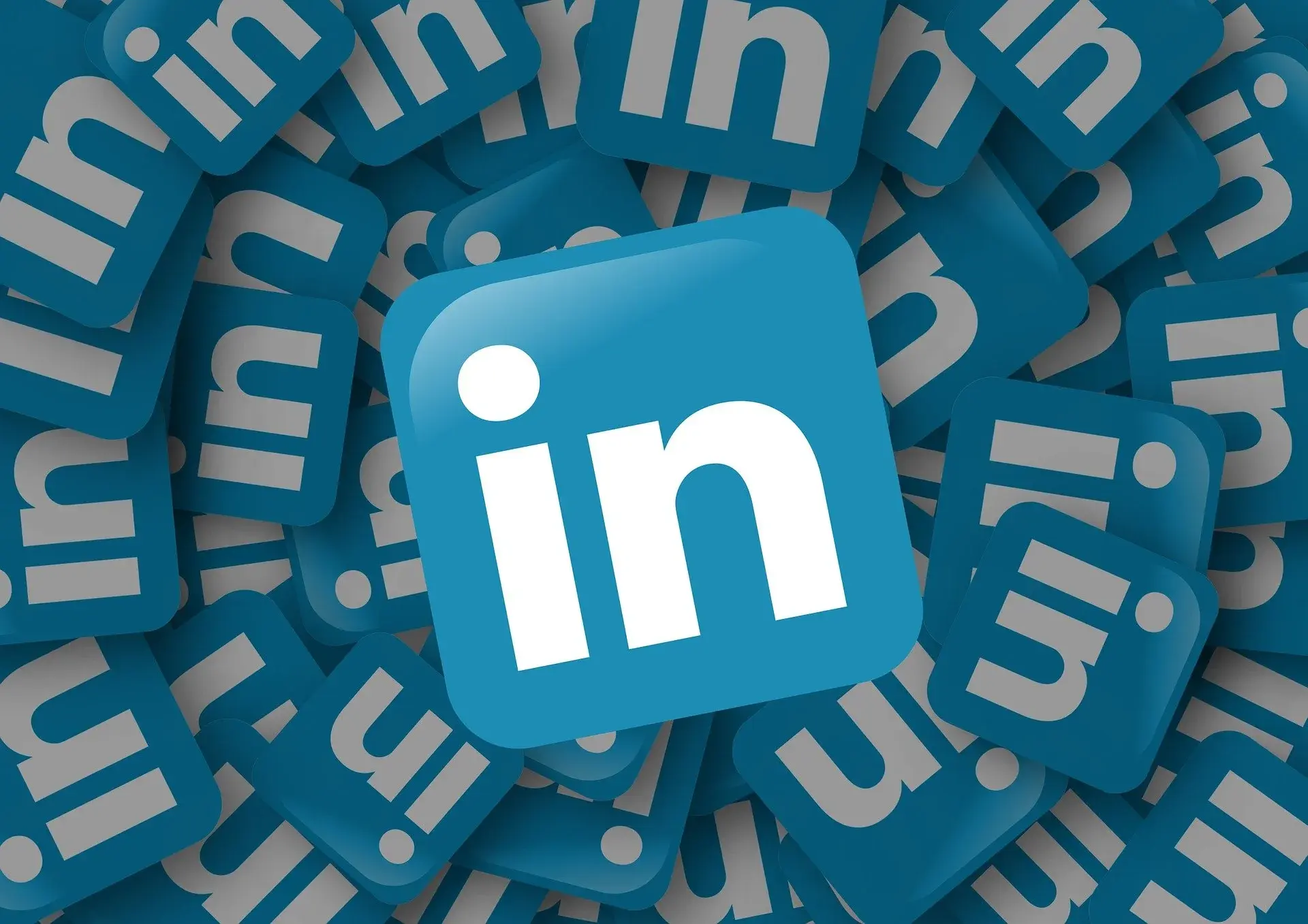 5 Surprising Ways LinkedIn Can Help Your Business